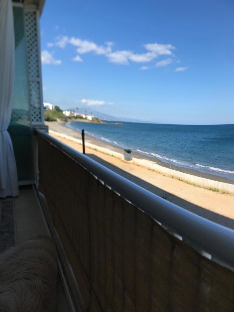 Appartement Magnificent Front Sea Views Estepona