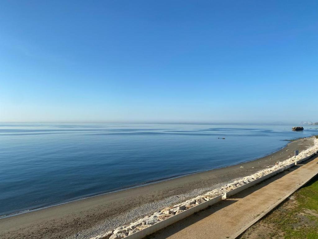 Appartement Magnificent Front Sea Views Estepona